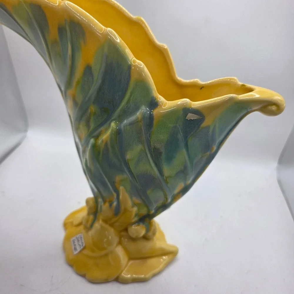 Vintage Royal Haeger Royal Hickman Yellow Drip Glaze Fan Leaf Vase 1940s USA